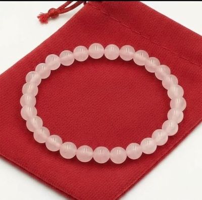 Rose quartz gemstone bracelet