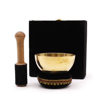 Elegant Tibetan Singing Bowl Set